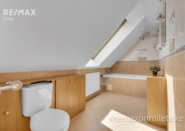 NA PREDAJ 3-izbový mezanín v Starom Meste pod hradom