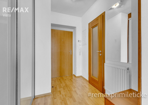 NA PREDAJ 3-izbový mezanín v Starom Meste pod hradom