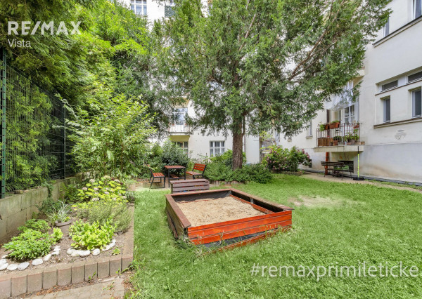 NA PREDAJ 3-izbový mezanín v Starom Meste pod hradom