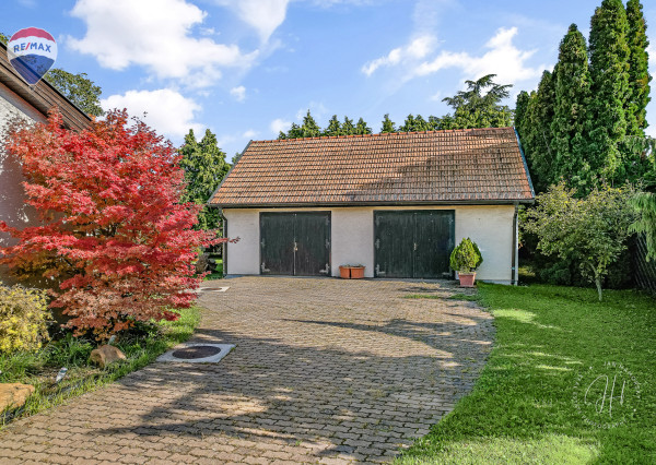 RODINNÝ DOM S VEĽKORYSÝM POZEMKOM 2987 m² – PÁC PRI CÍFERI