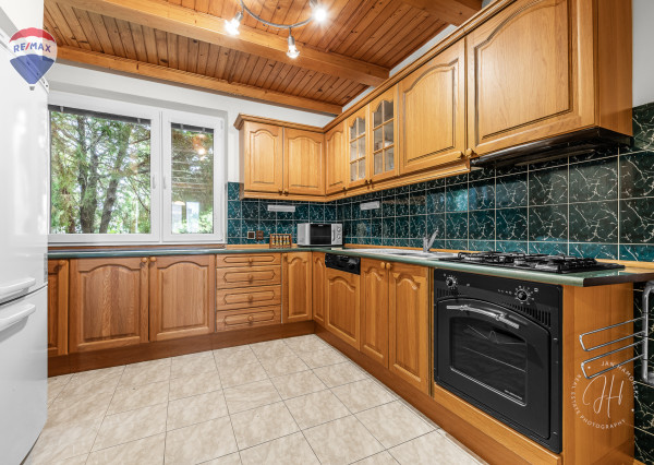 RODINNÝ DOM S VEĽKORYSÝM POZEMKOM 2987 m² – PÁC PRI CÍFERI