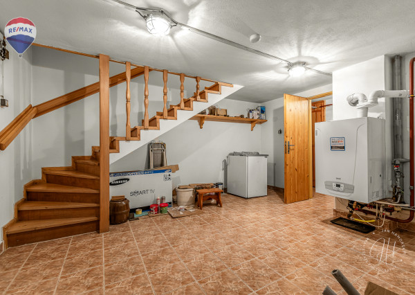 RODINNÝ DOM S VEĽKORYSÝM POZEMKOM 2987 m² – PÁC PRI CÍFERI