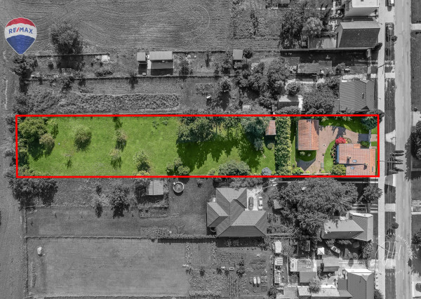 RODINNÝ DOM S VEĽKORYSÝM POZEMKOM 2987 m² – PÁC PRI CÍFERI