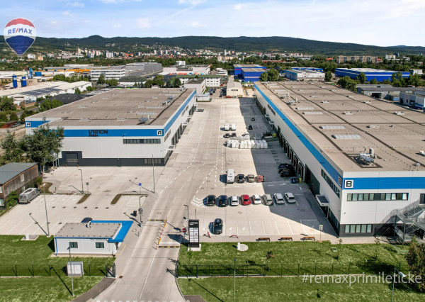 MODERNÝ LOGISTICKO-VÝROBNÝ AREÁL S VÝNIMOČNOU DOSTUPNOSŤOU