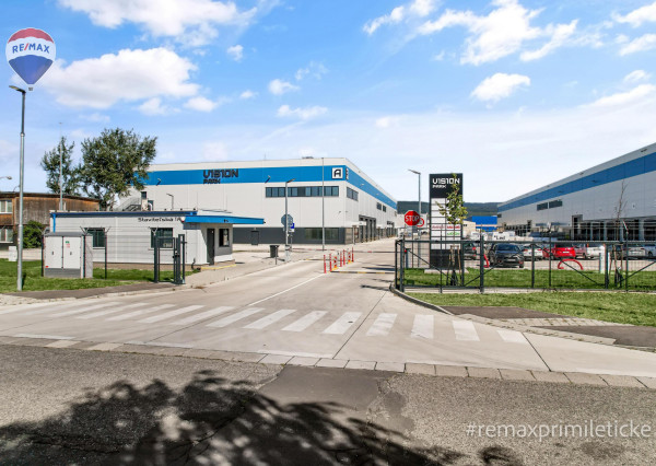 MODERNÝ LOGISTICKO-VÝROBNÝ AREÁL S VÝNIMOČNOU DOSTUPNOSŤOU