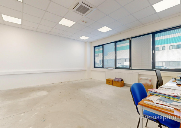 MODERNÝ LOGISTICKO-VÝROBNÝ AREÁL S VÝNIMOČNOU DOSTUPNOSŤOU