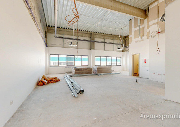 MODERNÝ LOGISTICKO-VÝROBNÝ AREÁL S VÝNIMOČNOU DOSTUPNOSŤOU