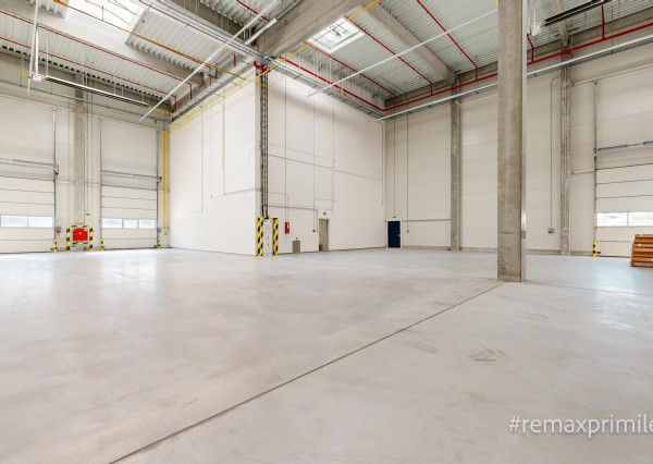 MODERNÝ LOGISTICKO-VÝROBNÝ AREÁL S VÝNIMOČNOU DOSTUPNOSŤOU