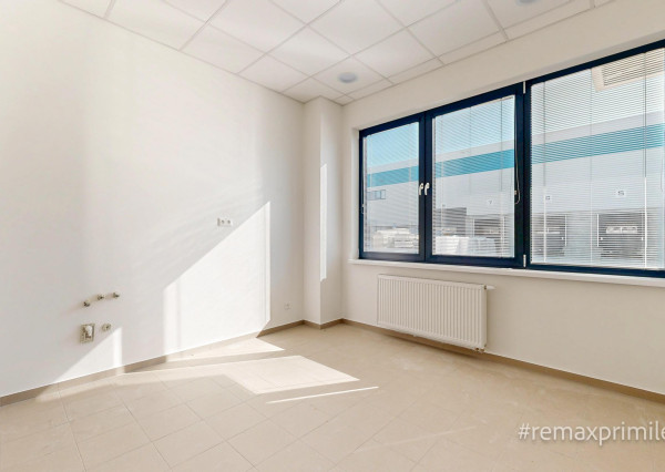 MODERNÝ LOGISTICKO-VÝROBNÝ AREÁL S VÝNIMOČNOU DOSTUPNOSŤOU