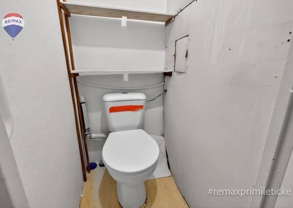 NA PREDAJ 1-izbový byt na Trenčianskej ulici