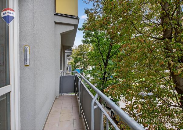 NA PREDAJ 1-izbový byt na Trenčianskej ulici