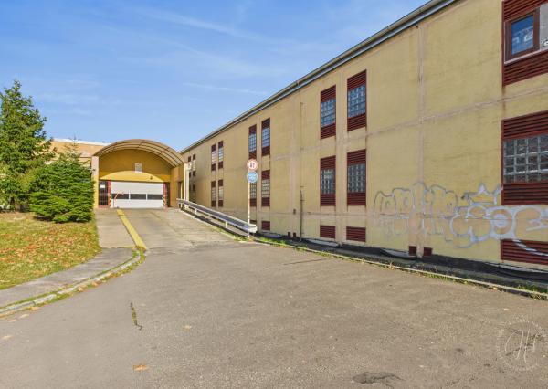 Prenájom garáže 17 m2, Bratislava - Vrakuňa