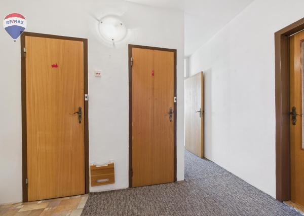 3-izb. byt - SKVELÁ DISPOZÍCIA - BA II - ČIERNOVODSKÁ UL.