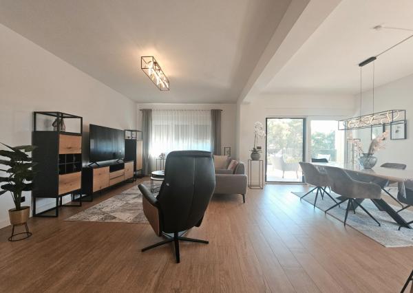 4-izbový / 3-spálňový apartmán v Brodarica, Šibenik - Chorvátsko | 135,28 m2