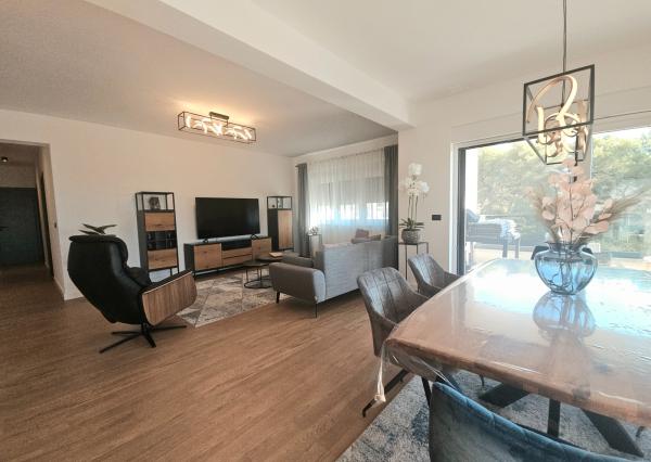 4-izbový / 3-spálňový apartmán v Brodarica, Šibenik - Chorvátsko | 135,28 m2