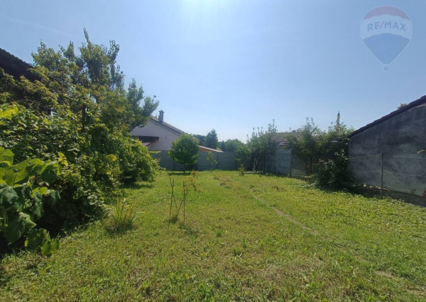TICHÉ BÝVANIE V SRDCI MALÝCH KARPÁT – 4-IZBOVÝ DOM V DUBOVEJ
