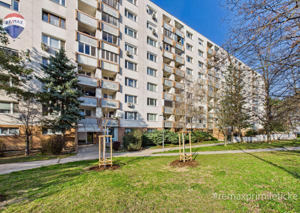 3-izbový byt, 74m2, loggia, klimatizácia, Eisnerova ulica