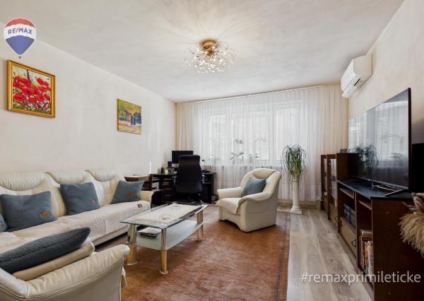 3-izbový byt, 74m2, loggia, klimatizácia, Eisnerova ulica