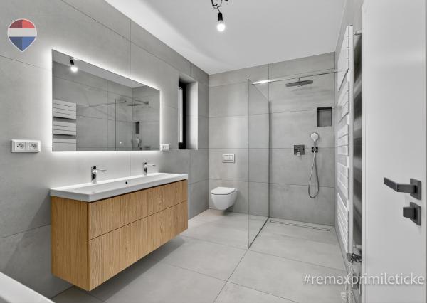 Novostavba rodinného domu v Senci - moderné technológie a komfort