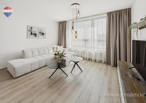 Priestranný 2-izbový byt s balkónom, parkovaním, Jarabinková