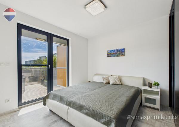 Priestranný 2-izbový byt, 46 m² s terasou a parkovaním