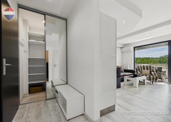 Priestranný 2-izbový byt, 46 m² s terasou a parkovaním